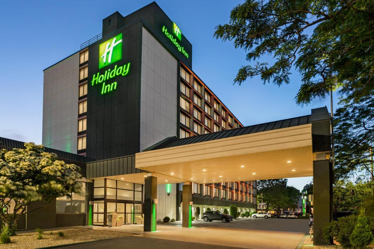 Holiday Inn Boston - Cambridge Area By Ihg Сомервилл Экстерьер фото