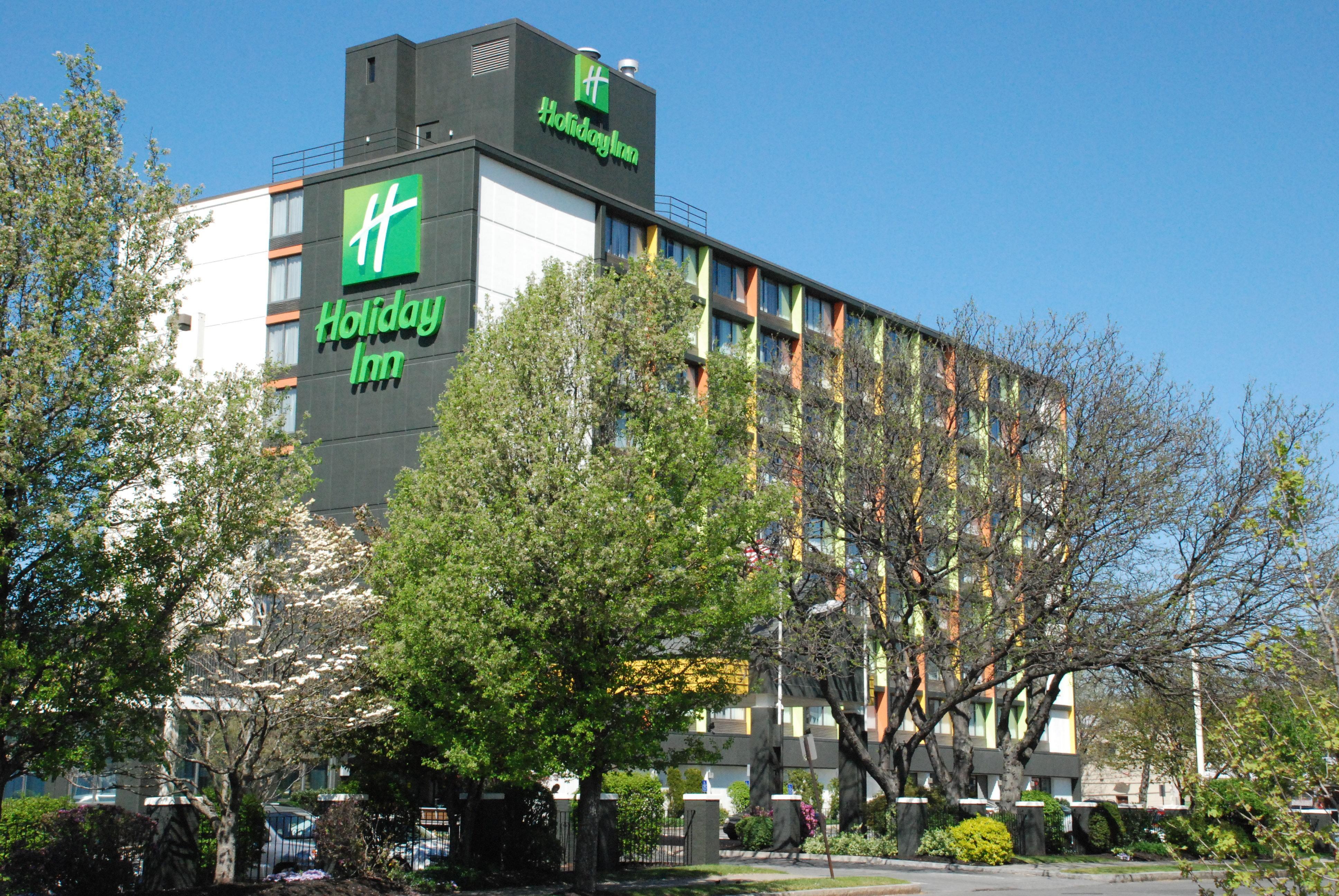 Holiday Inn Boston - Cambridge Area By Ihg Сомервилл Экстерьер фото